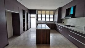 4 Bedroom House for sale in Dasmariñas Village, Dasmariñas North, Metro Manila near MRT-3 Magallanes