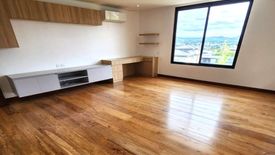 8 Bedroom Villa for sale in Batasan Hills, Metro Manila