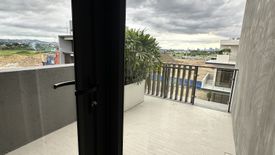 5 Bedroom House for sale in Loyola Heights, Metro Manila