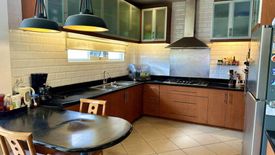 4 Bedroom House for sale in General Luna, Lower, Benguet