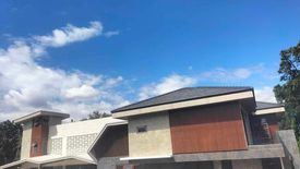 5 Bedroom House for rent in Tambo, Metro Manila