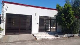 4 Bedroom House for rent in Moonwalk, Metro Manila