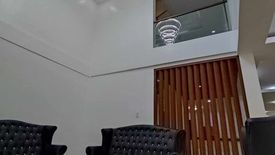 6 Bedroom House for rent in Moonwalk, Metro Manila