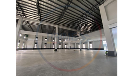 Warehouse / Factory for rent in 