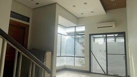 Shophouse for rent in Central, Metro Manila