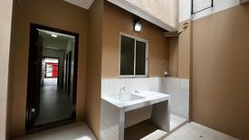 4 Bedroom Townhouse for sale in Culiat, Metro Manila