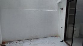 3 Bedroom Townhouse for sale in Central, Metro Manila