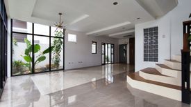 4 Bedroom House for sale in BF Homes, Metro Manila