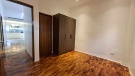 4 Bedroom Townhouse for sale in Central, Metro Manila