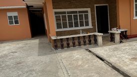 4 Bedroom House for sale in Almanza Dos, Metro Manila
