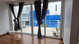 5 Bedroom Townhouse for rent in Katuparan, Metro Manila