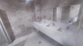 Office for rent in Paligsahan, Metro Manila