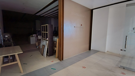 Office for rent in Bungad, Metro Manila near MRT-3 North Avenue