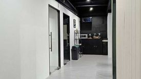 Office for rent in Poblacion, Metro Manila