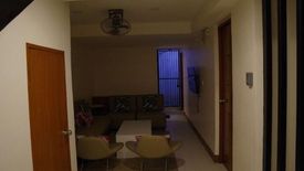 6 Bedroom House for rent in Olympia, Metro Manila