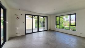 5 Bedroom House for sale in Addition Hills, Metro Manila