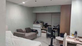 1 Bedroom Condo for rent in Urdaneta, Metro Manila near MRT-3 Buendia