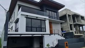 5 Bedroom Townhouse for sale in Pulong Santa Cruz, Laguna