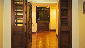 4 Bedroom House for rent in Dasmariñas North, Metro Manila near MRT-3 Ayala