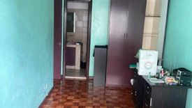 2 Bedroom Condo for sale in Urdaneta, Metro Manila near MRT-3 Buendia