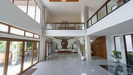 5 Bedroom House for sale in Dela Paz, Rizal