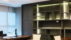 Office for rent in Highway Hills, Metro Manila near MRT-3 Shaw Boulevard