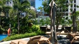 Condo for sale in San Lorenzo, Metro Manila