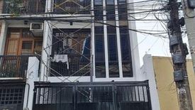 4 Bedroom Townhouse for rent in Highway Hills, Metro Manila near MRT-3 Shaw Boulevard