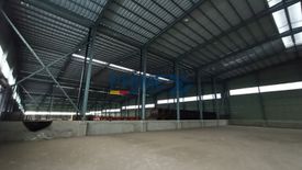 Warehouse / Factory for rent in 