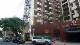 1 Bedroom Condo for rent in San Lorenzo, Metro Manila near MRT-3 Ayala