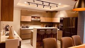 4 Bedroom House for sale in Poblacion, Metro Manila