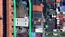 Land for sale in Pasadeña, Metro Manila near LRT-2 Gilmore