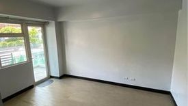 2 Bedroom Condo for rent in The Parkside Villas, Barangay 183, Metro Manila