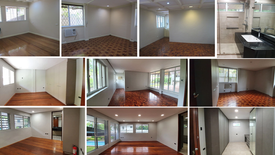 5 Bedroom House for rent in Urdaneta, Metro Manila near MRT-3 Buendia