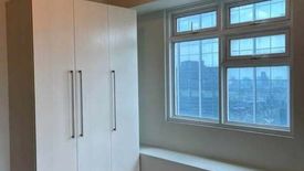 1 Bedroom Condo for sale in Kroma Tower, San Lorenzo, Metro Manila