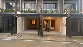 4 Bedroom Townhouse for sale in Sikatuna Village, Metro Manila