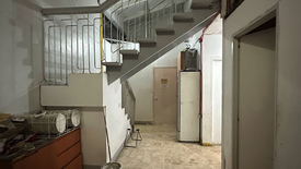 Land for sale in West Kamias, Metro Manila near MRT-3 Kamuning