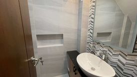 4 Bedroom Townhouse for sale in Batasan Hills, Metro Manila