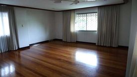 3 Bedroom House for rent in Dasmariñas North, Metro Manila near MRT-3 Magallanes