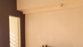 1 Bedroom Condo for rent in San Lorenzo, Metro Manila near MRT-3 Ayala