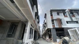 3 Bedroom Townhouse for sale in Bahay Toro, Metro Manila