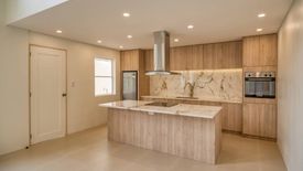 5 Bedroom Townhouse for sale in Cupang, Metro Manila