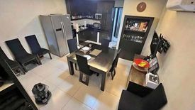 5 Bedroom Townhouse for rent in San Antonio, Metro Manila near MRT-3 Shaw Boulevard