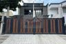 5 Bedroom Townhouse for sale in Don Bosco, Metro Manila