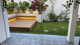 4 Bedroom Townhouse for sale in Moonwalk, Metro Manila