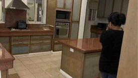 4 Bedroom House for rent in LOYOLA GRAND VILLAS, Ramon Magsaysay, Metro Manila near LRT-1 Roosevelt