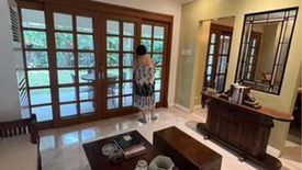 4 Bedroom House for rent in LOYOLA GRAND VILLAS, Ramon Magsaysay, Metro Manila near LRT-1 Roosevelt