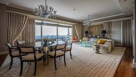 3 Bedroom Condo for sale in San Lorenzo, Metro Manila near MRT-3 Ayala