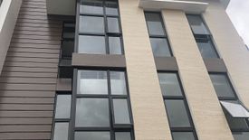 3 Bedroom House for sale in Tandang Sora, Talipapa, Metro Manila