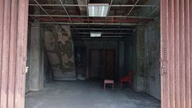 Shophouse for rent in Escopa II, Metro Manila near LRT-2 Katipunan